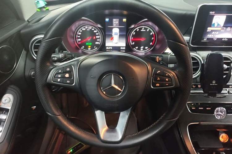 Used Mercedes-Benz C-Class 2018 C 200 Estate Steering Wheel
