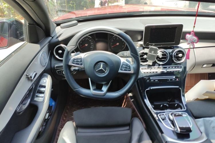 Used Mercedes-Benz C-Class 2018 C 200 Achievement Special Edition Steering Wheel
