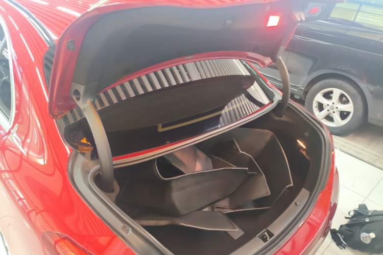 Used Mercedes-Benz C-Class 2018 C 180 L Fashion Edition Sport Version Trunk