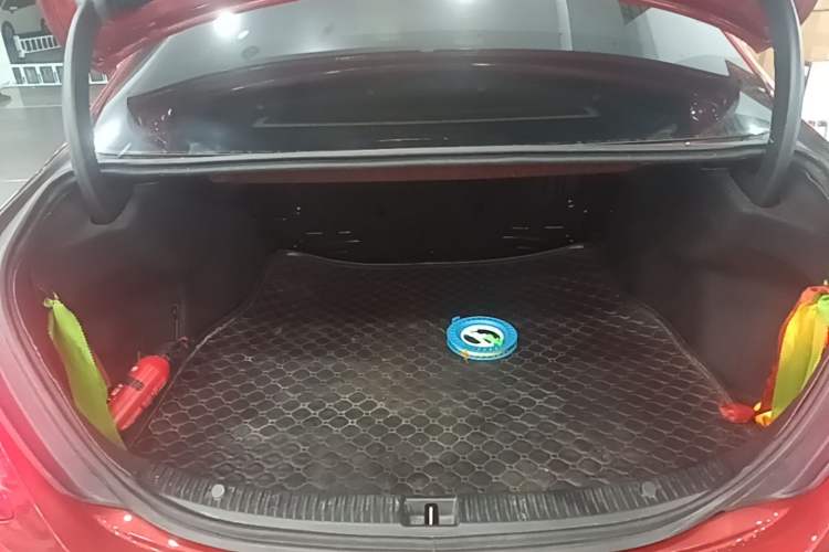 Used Mercedes-Benz C-Class 2018 C 200 L Sport Edition Trunk