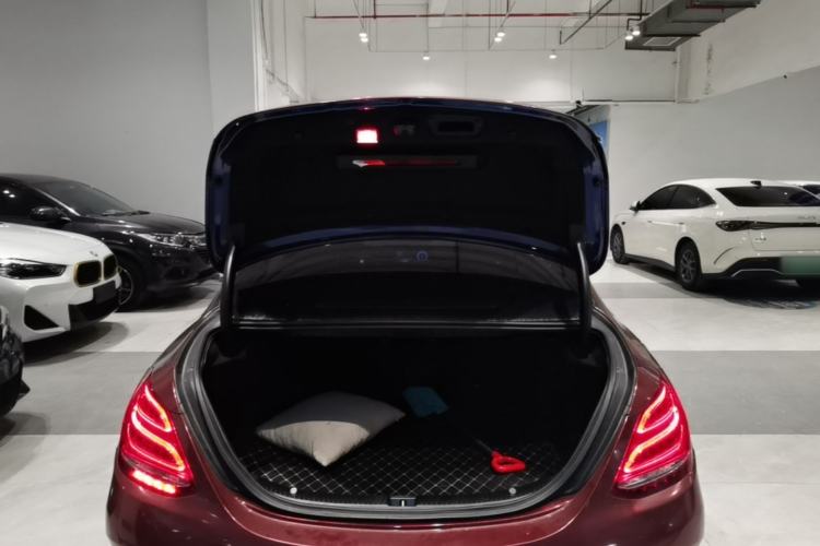 Used Mercedes-Benz C-Class 2018 C 200 L Sport Edition Trunk