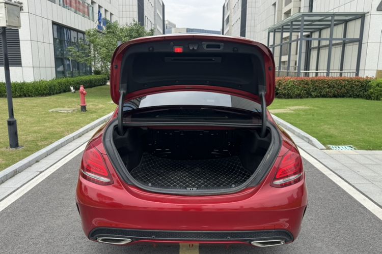 Used Mercedes-Benz C-Class 2018 C 200 L Sport Edition Trunk