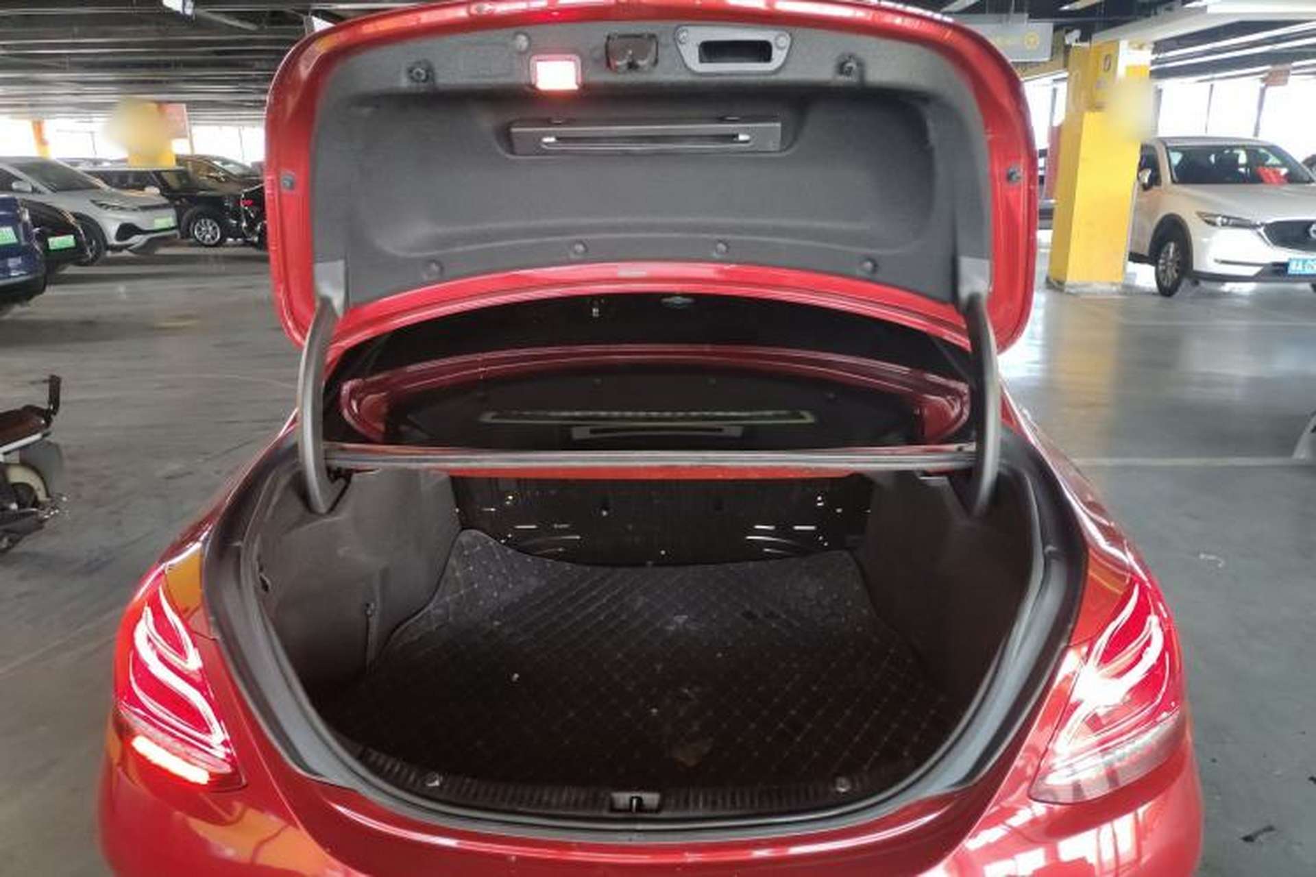 Used Mercedes-Benz C-Class 2018 C 200 L Sport Edition Trunk
