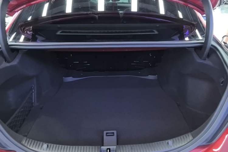 Used Mercedes-Benz C-Class 2018 C 200 L Sport Edition Trunk