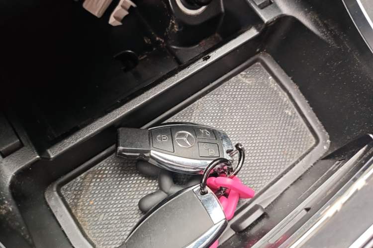 Used Mercedes-Benz C-Class 2018 C 200 L Sport Edition Vehicle Key