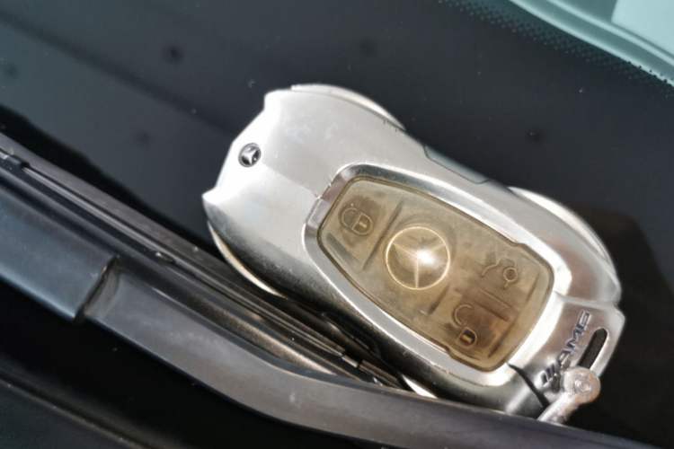 Used Mercedes-Benz C-Class 2018 C 200 L Sport Edition Vehicle Key
