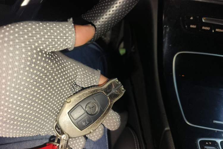 Used Mercedes-Benz C-Class 2018 C 200 Sport Edition Vehicle Key