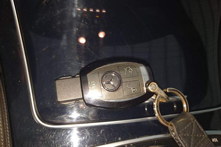 Used Mercedes-Benz C-Class 2018 C 200 Achievement Special Edition Vehicle Key