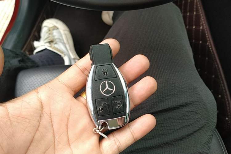 Used Mercedes-Benz C-Class 2018 C 200 L Sport Edition Vehicle Key