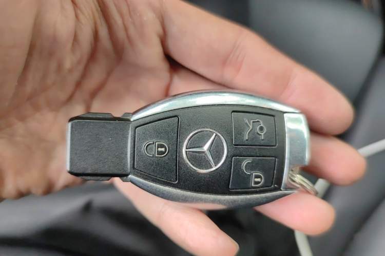 Used Mercedes-Benz C-Class 2018 C 200 L Sport Edition Achievement Special Edition Vehicle Key