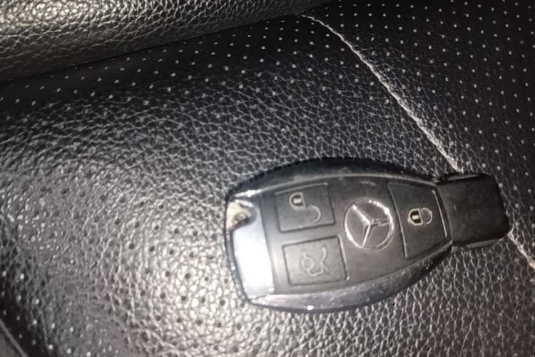 Used Mercedes-Benz C-Class 2018 C 200 L Sport Edition Vehicle Key