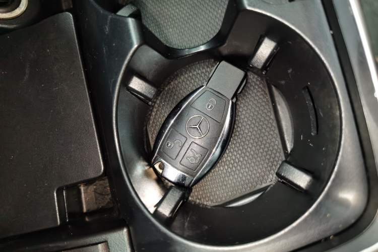 Used Mercedes-Benz C-Class 2018 C 200 L Sport Edition Vehicle Key