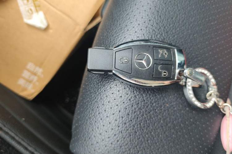 Used Mercedes-Benz C-Class 2018 C 200 L Sport Edition Achievement Special Edition Vehicle Key