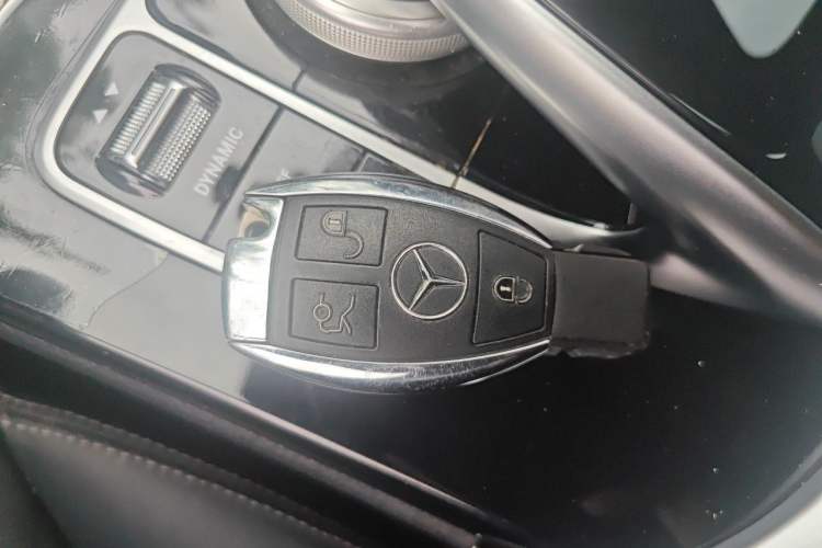 Used Mercedes-Benz C-Class 2018 C 200 Achievement Special Edition Vehicle Key