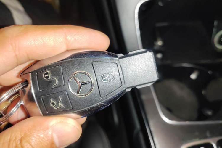 Used Mercedes-Benz C-Class 2018 C 200 L Sport Edition Achievement Special Edition Vehicle Key