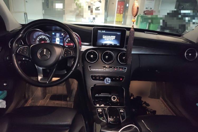 Used Mercedes-Benz C-Class 2018 C 200 L Sport Edition Center Console