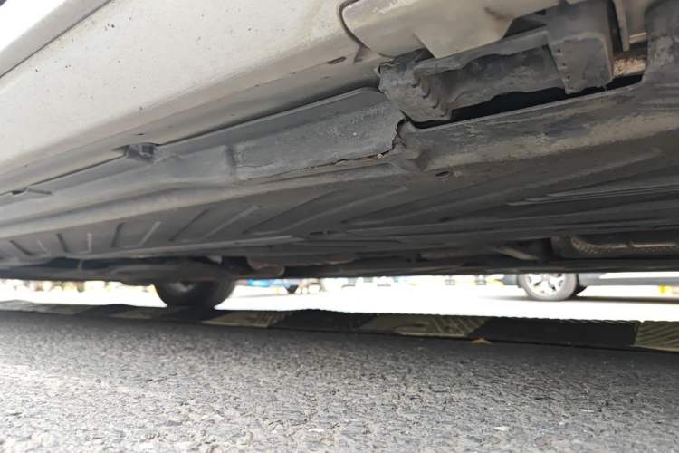 Used Mercedes-Benz C-Class 2018 C 200 L Sport Edition Chassis Front Left