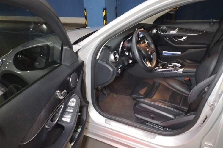Used Mercedes-Benz C-Class 2018 C 200 Estate Driver Seat