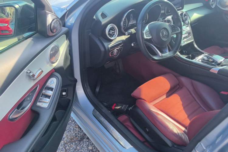 Used Mercedes-Benz C-Class 2018 C 200 Sport Edition Driver Seat