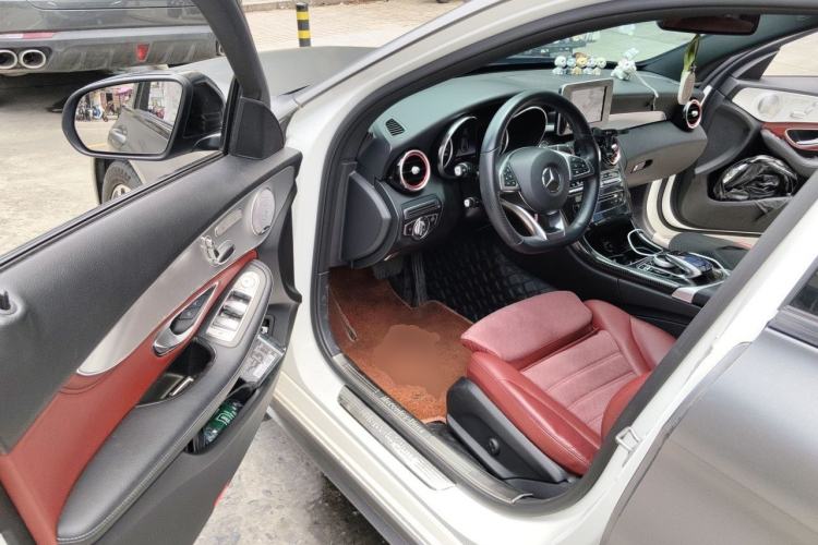Used Mercedes-Benz C-Class 2018 C 200 Sport Edition Driver Seat