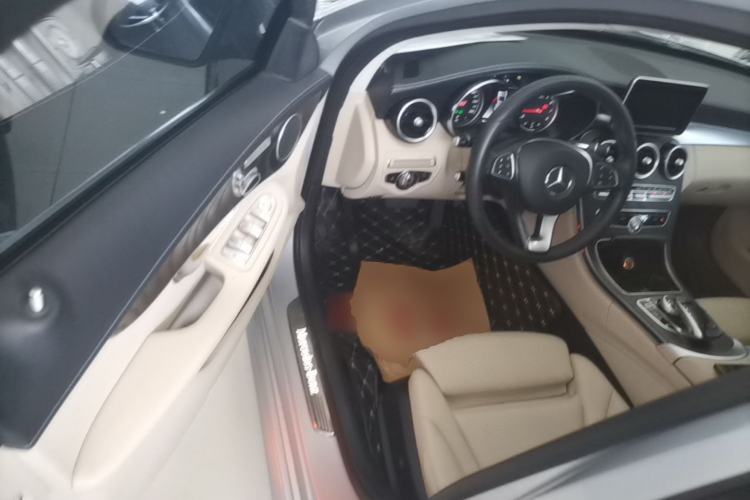 Used Mercedes-Benz C-Class 2018 C 200 L Sport Edition Driver Seat