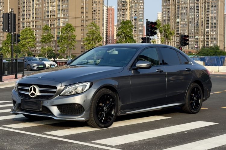 Used Mercedes-Benz C-Class 2018 C 200 L Sport Edition Guazi used car, China used car export, Used car for sale, Used cars, Cheapest cars for sale