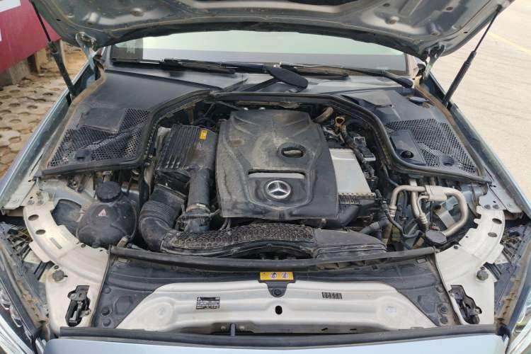 Used Mercedes-Benz C-Class 2018 C 200 L Sport Edition Engine Bay
