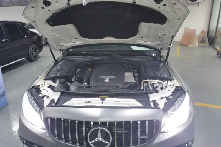 Used Mercedes-Benz C-Class 2018 C 200 L Sport Edition Engine Bay