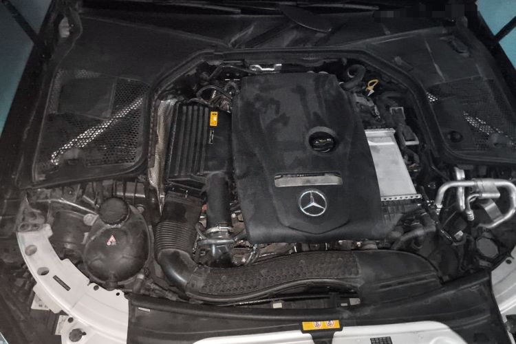 Used Mercedes-Benz C-Class 2018 C 200 L Sport Edition Engine Bay Right