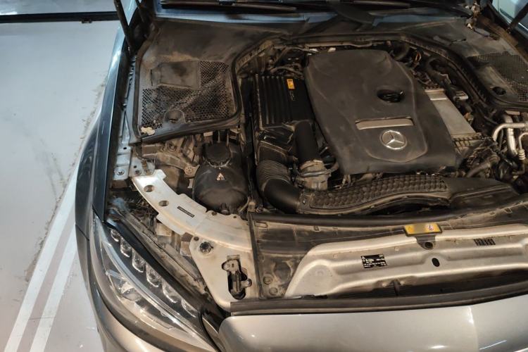 Used Mercedes-Benz C-Class 2018 C 200 L Sport Edition Engine Bay Right