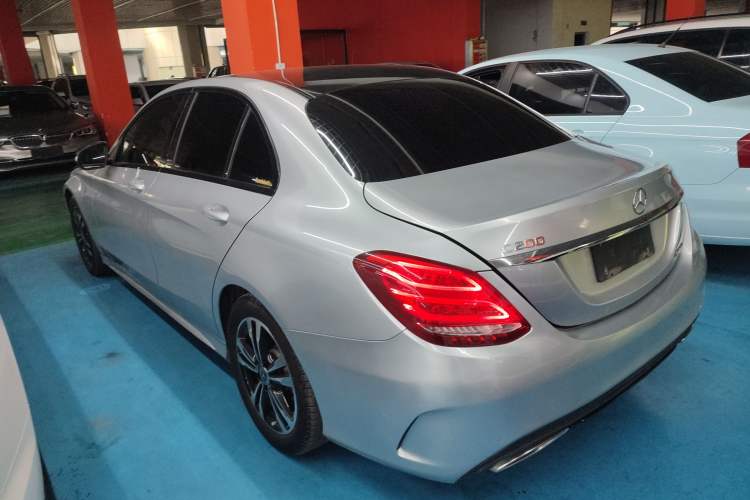 Used Mercedes-Benz C-Class 2018 C 200 Sport Edition Exterior 2