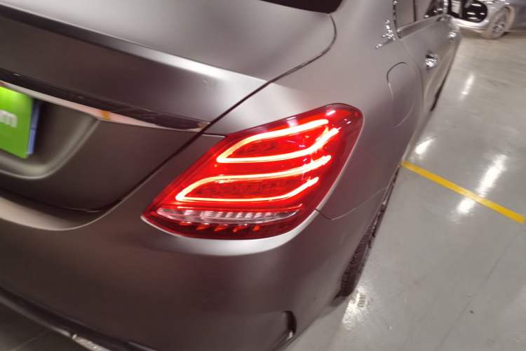 Used Mercedes-Benz C-Class 2018 C 200 L Sport Edition Exterior 3
