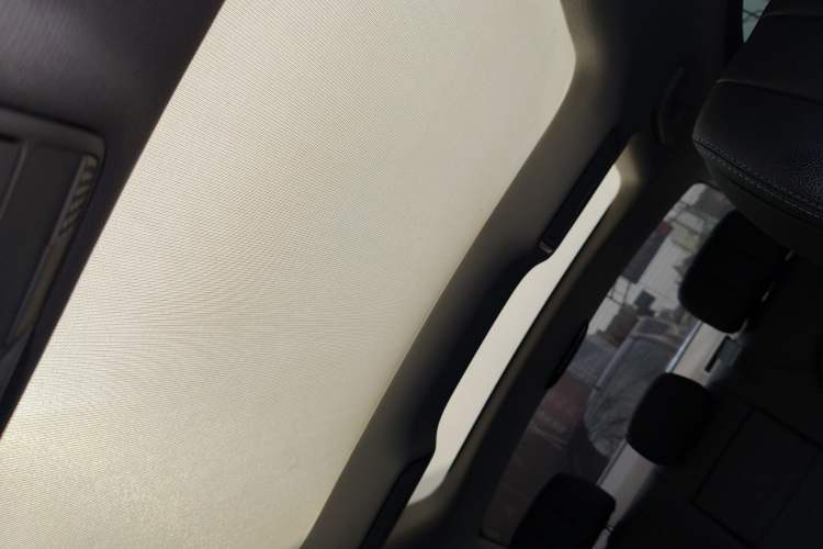Used Mercedes-Benz C-Class 2018 C 200 L Sport Edition Headliner