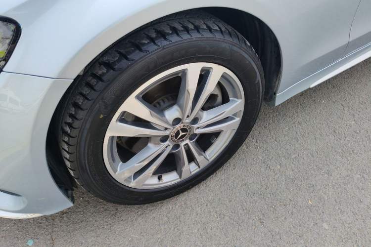 Used Mercedes-Benz C-Class 2018 C 200 L Sport Edition Left Front Wheel Hub