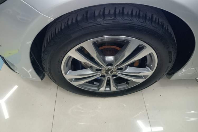 Used Mercedes-Benz C-Class 2018 C 200 L Sport Edition Left Front Wheel Hub