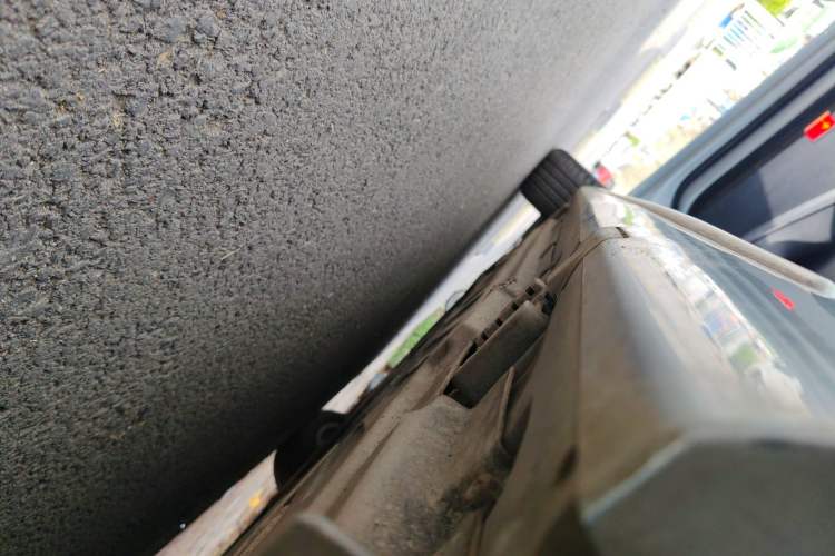 Used Mercedes-Benz C-Class 2018 C 200 L Sport Edition Left Side Sill