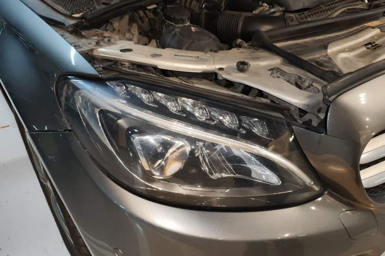 Used Mercedes-Benz C-Class 2018 C 200 L Sport Edition Right Front Headlight