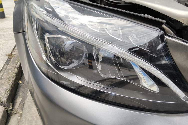 Used Mercedes-Benz C-Class 2018 C 200 Sport Edition Right Front Headlight