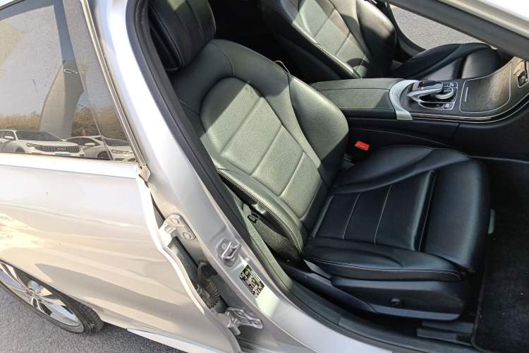 Used Mercedes-Benz C-Class 2018 C 200 L Sport Edition Right Front Seat