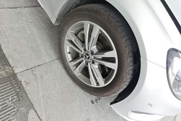 Used Mercedes-Benz C-Class 2018 C 200 L Sport Edition Right Front Wheel Hub