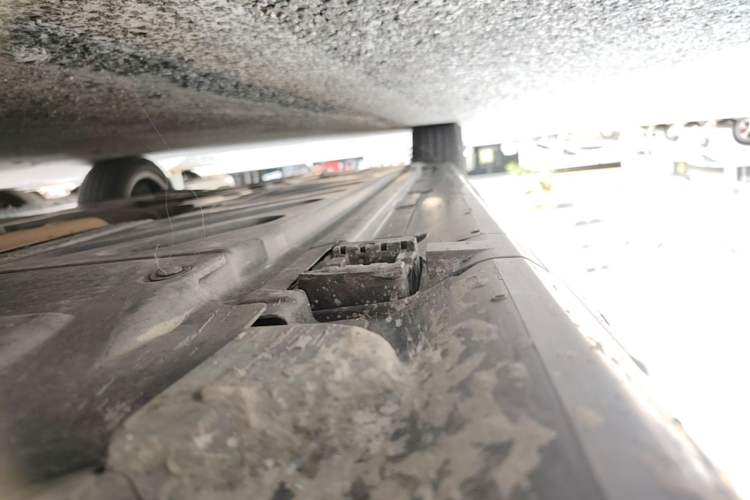 Used Mercedes-Benz C-Class 2018 C 200 L Sport Edition Right Side Sill
