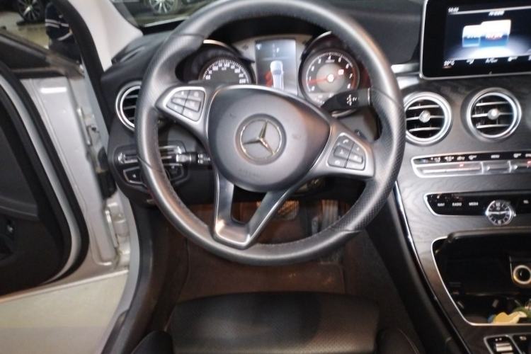 Used Mercedes-Benz C-Class 2018 C 200 Estate Steering Wheel