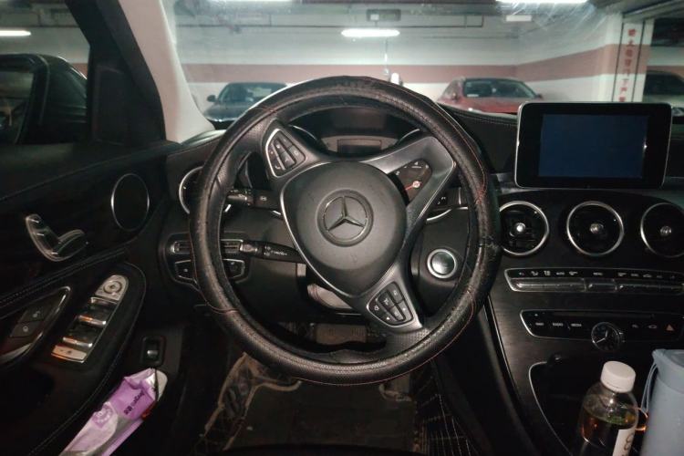 Used Mercedes-Benz C-Class 2018 C 180 L Fashion Edition Sport Version Steering Wheel