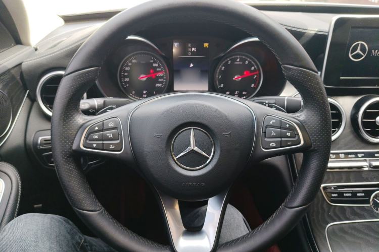 Used Mercedes-Benz C-Class 2018 C 200 L Sport Edition Steering Wheel