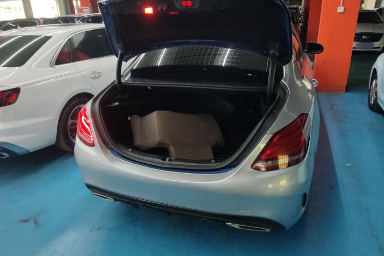 Used Mercedes-Benz C-Class 2018 C 200 Sport Edition Trunk