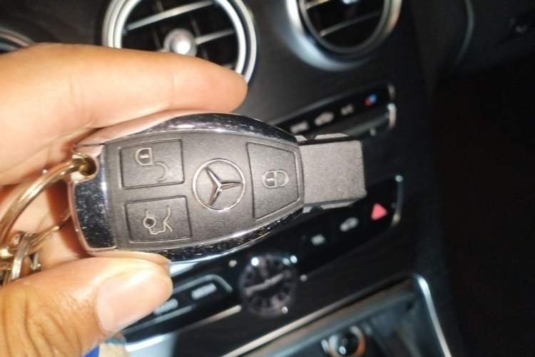 Used Mercedes-Benz C-Class 2018 C 200 Estate Vehicle Key
