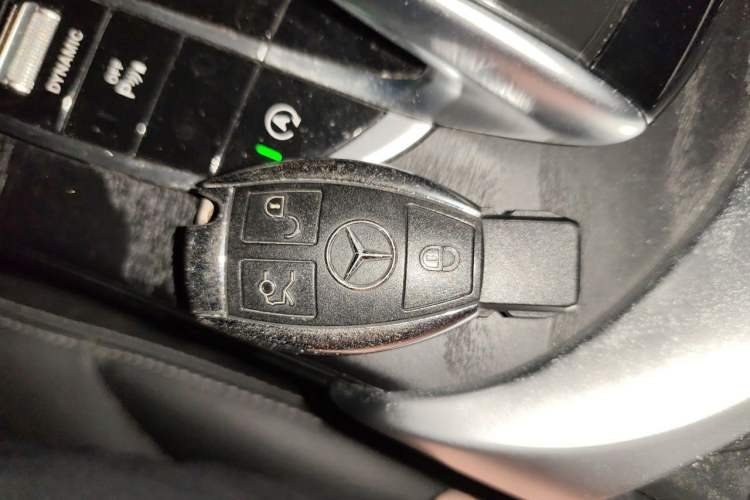 Used Mercedes-Benz C-Class 2018 C 200 L Sport Edition Vehicle Key