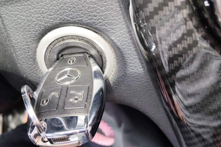 Used Mercedes-Benz C-Class 2018 C 200 Sport Edition Vehicle Key