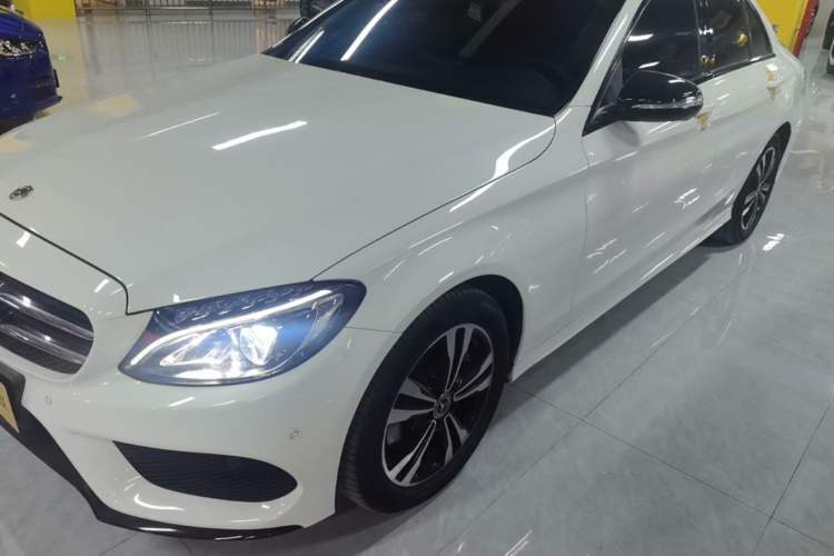 Used Mercedes-Benz C-Class 2018 C 200 Sport Edition Guazi used car, China used car export, Used car for sale, Used cars, Cheapest cars for sale