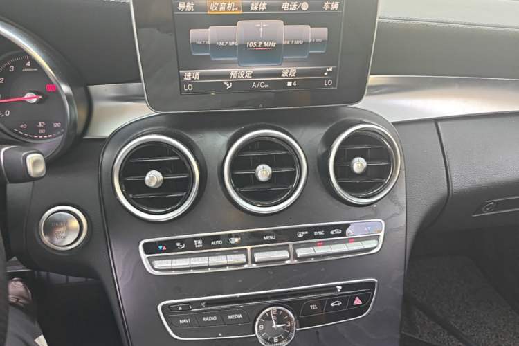 Used Mercedes-Benz C-Class 2018 C 200 L Sport Edition Audio And AC Panel